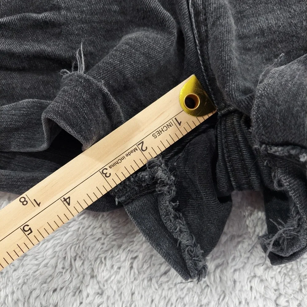 Aeropostale‎ Mom Short Women 12 Black Distressed High Waisted Raw Hem Denim